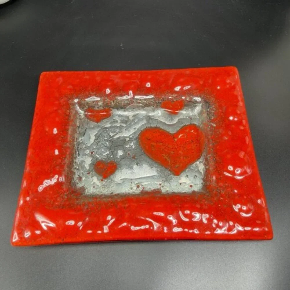 Hand Made Fused Art Glass Dish Plate With Red Hearts Hand Crafted Decorative VTG